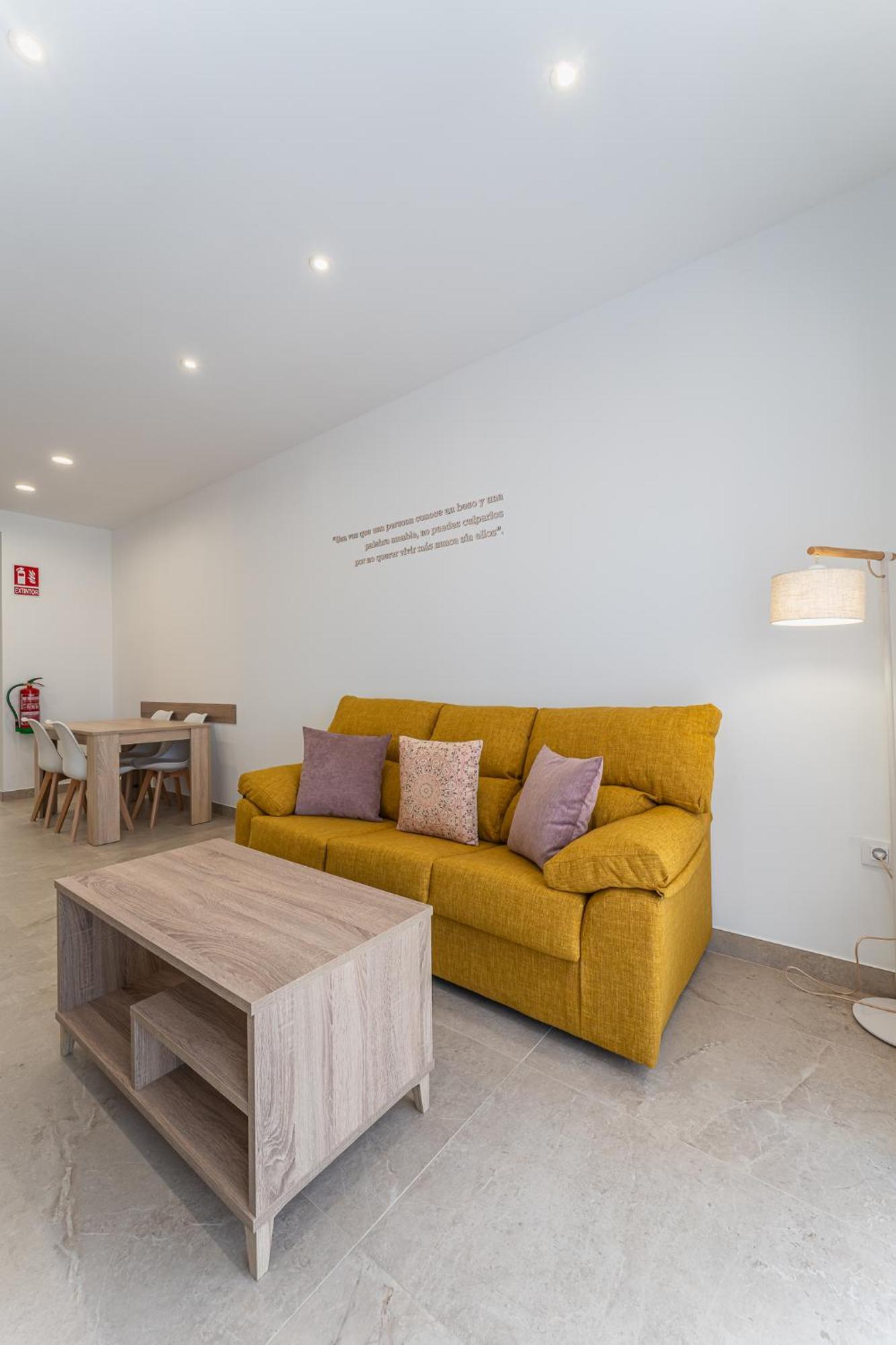 Cmdreams Platinium- Apartamentos Turisticos En El Centro De เมรีดา ภายนอก รูปภาพ