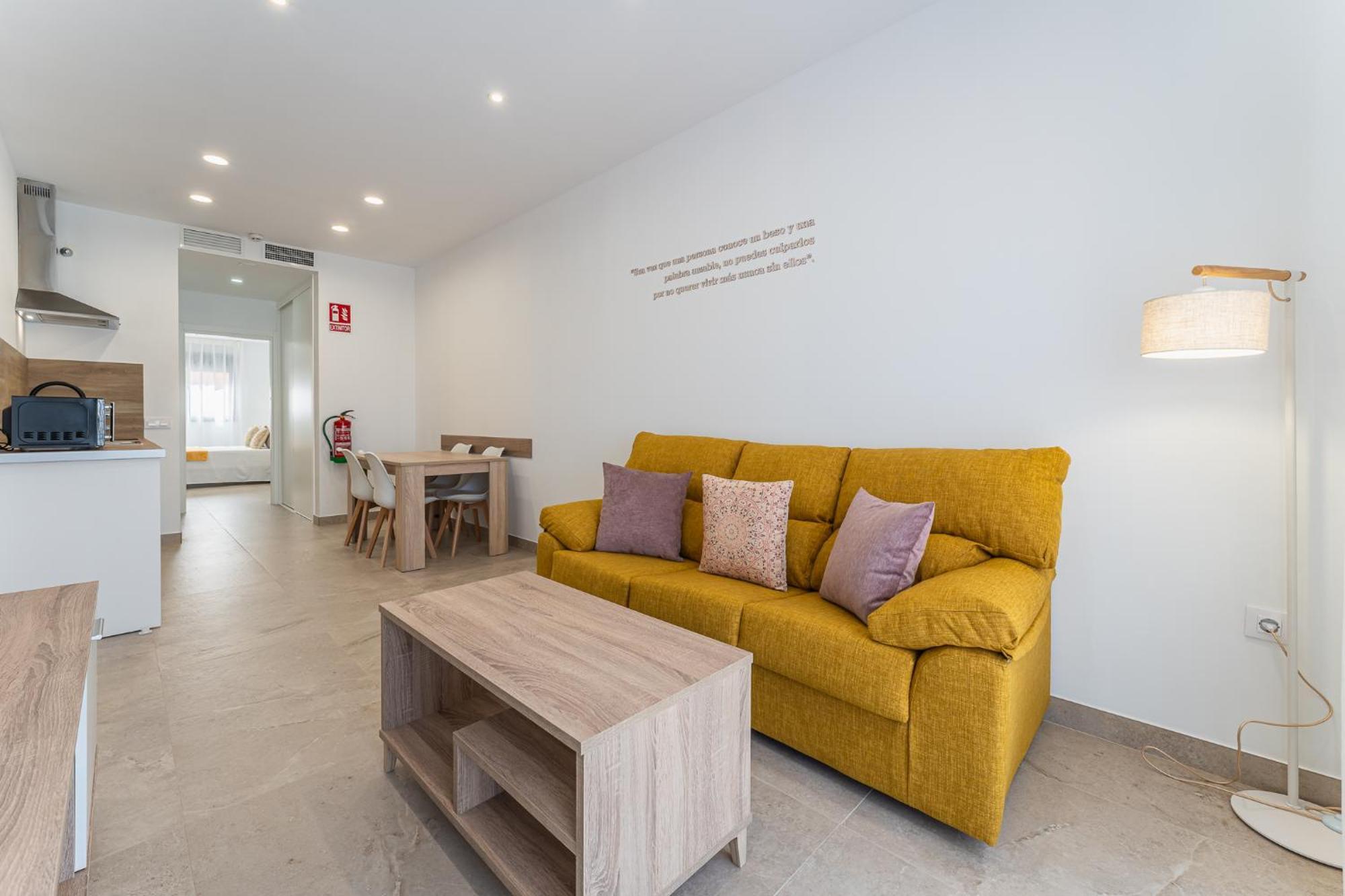 Cmdreams Platinium- Apartamentos Turisticos En El Centro De เมรีดา ภายนอก รูปภาพ