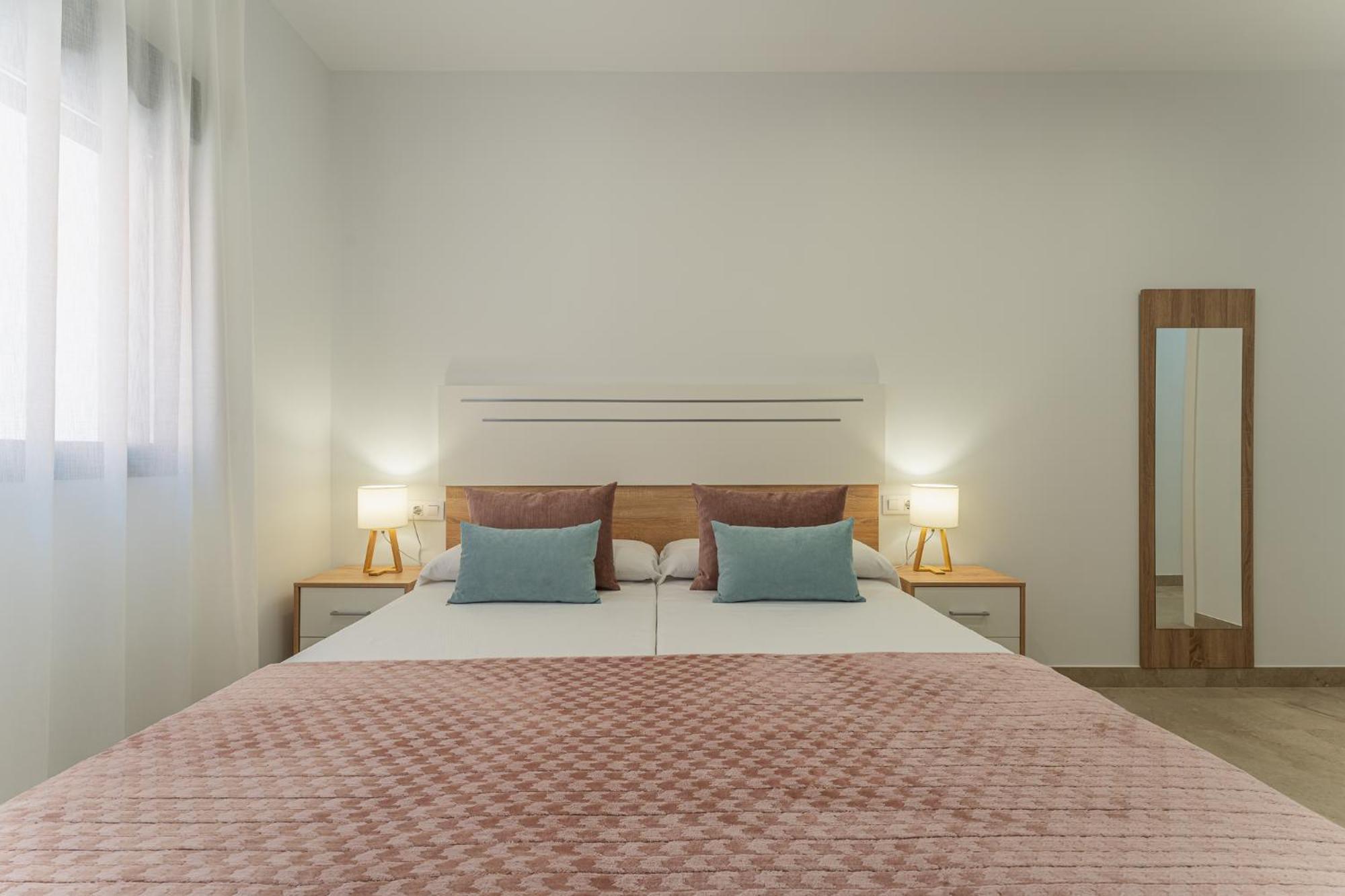Cmdreams Platinium- Apartamentos Turisticos En El Centro De เมรีดา ภายนอก รูปภาพ